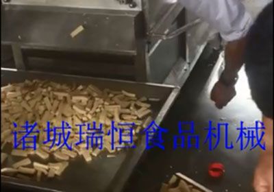 諸城市瑞恒食品機械豆干切制機工作視頻